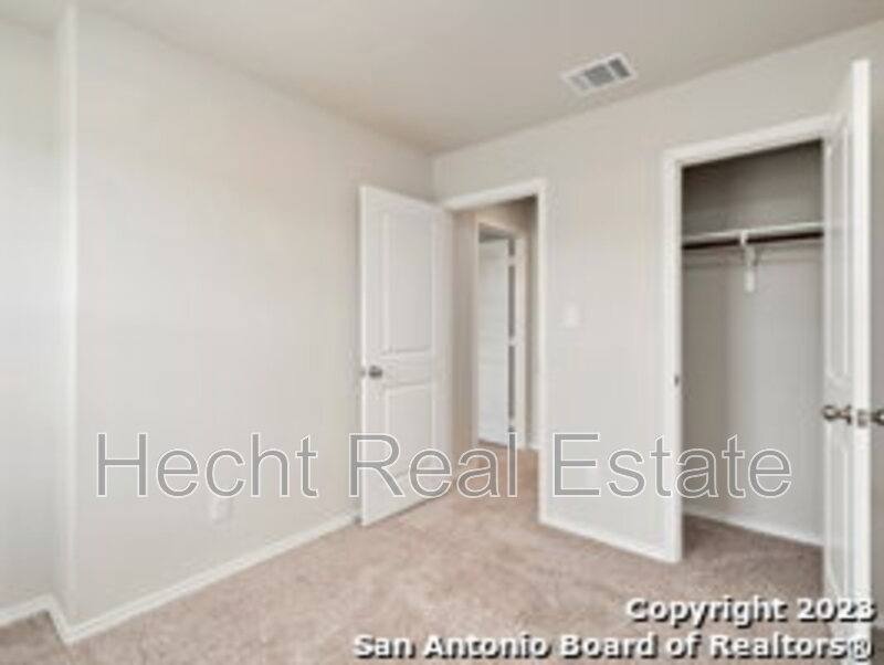 Apartment for rent at 9919 Grove Mist #4, San Antonio, TX 78233