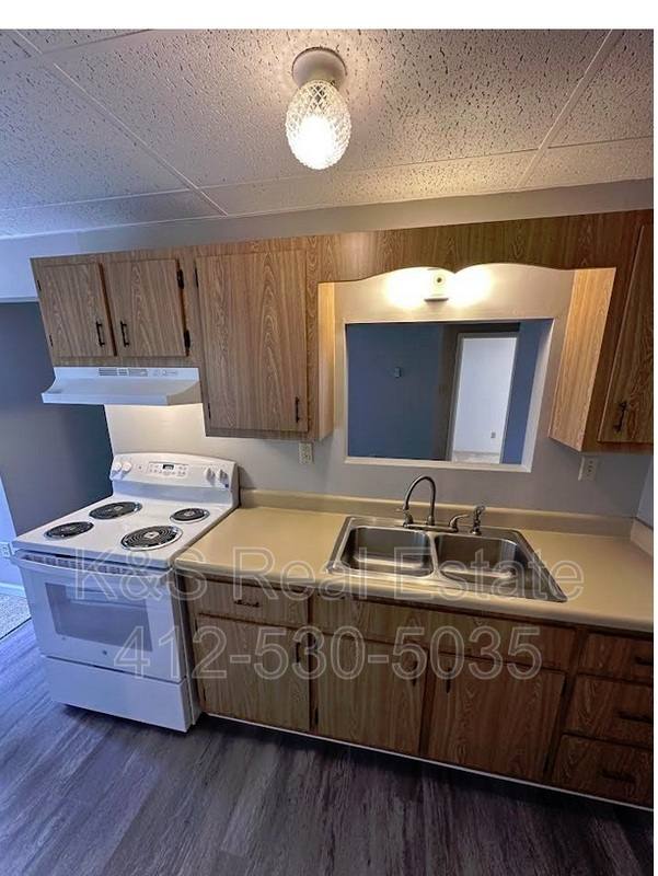 Apartment for rent at 224 N 5th St #1, West Newton, PA 15089
