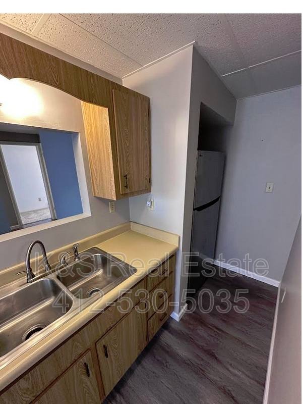 Apartment for rent at 224 N 5th St #1, West Newton, PA 15089