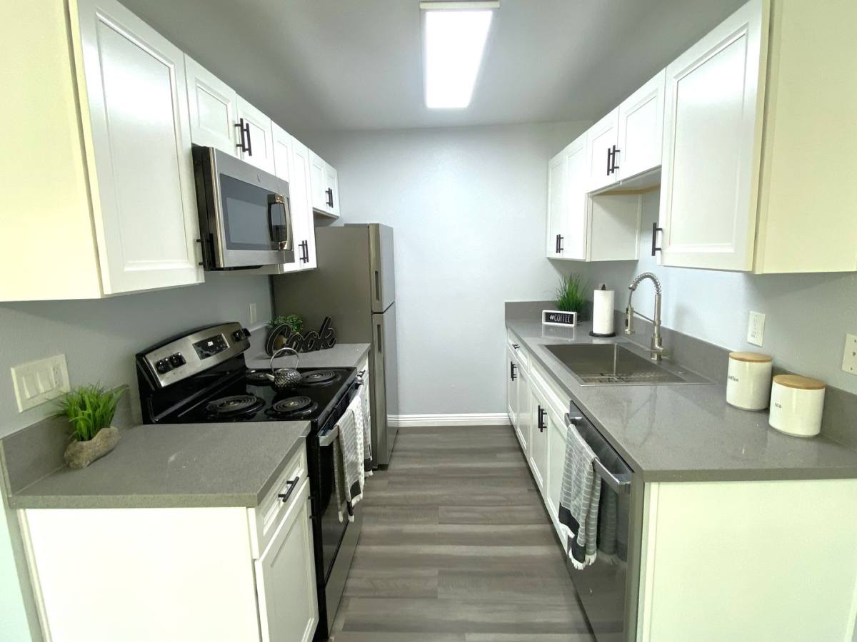 Apartment for rent at 299 Wisconsin Ave, El Cajon, CA 92020