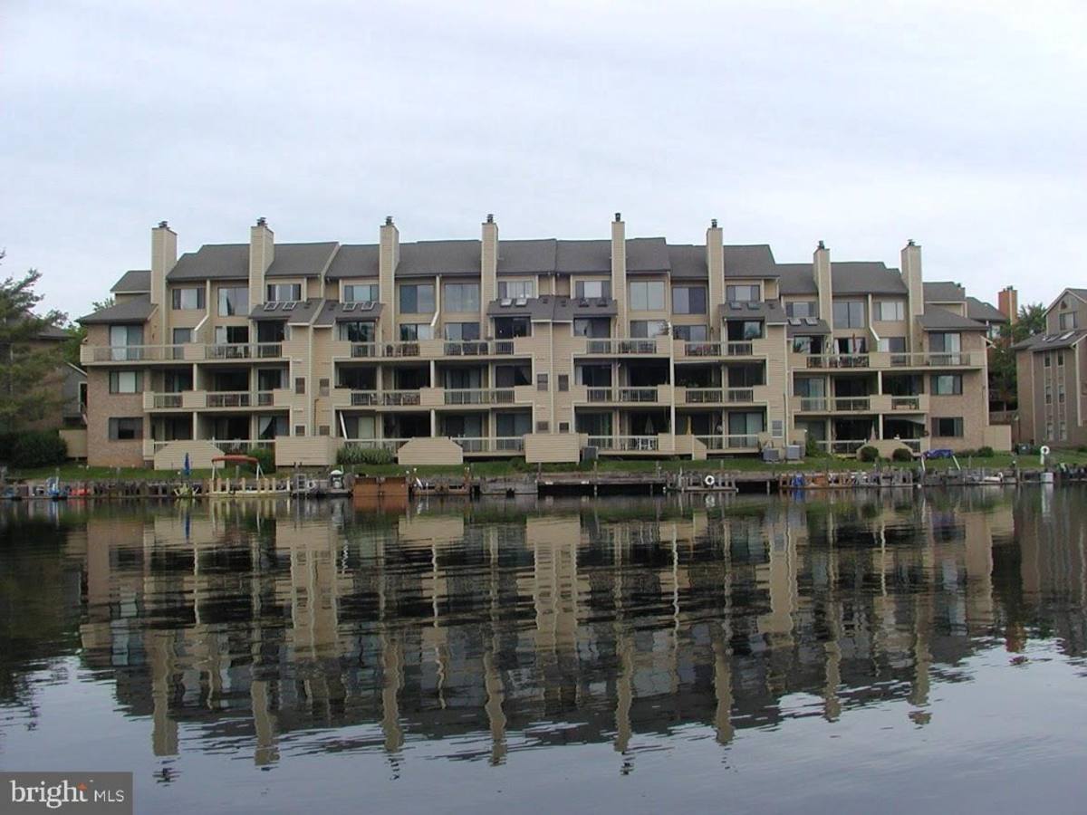 Apartment for rent at 11242 Harbor Court, Reston, VA 20191