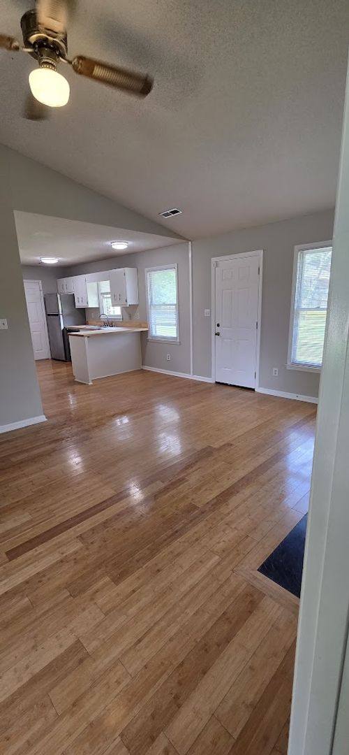 House for rent at 6000 Cherokee Hill Dr NW, Huntsville, AL 35810