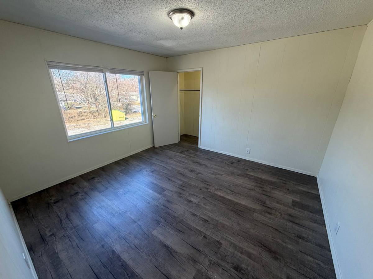 Apartment for rent at 421 E 10th St, Baxter Springs, KS 66713