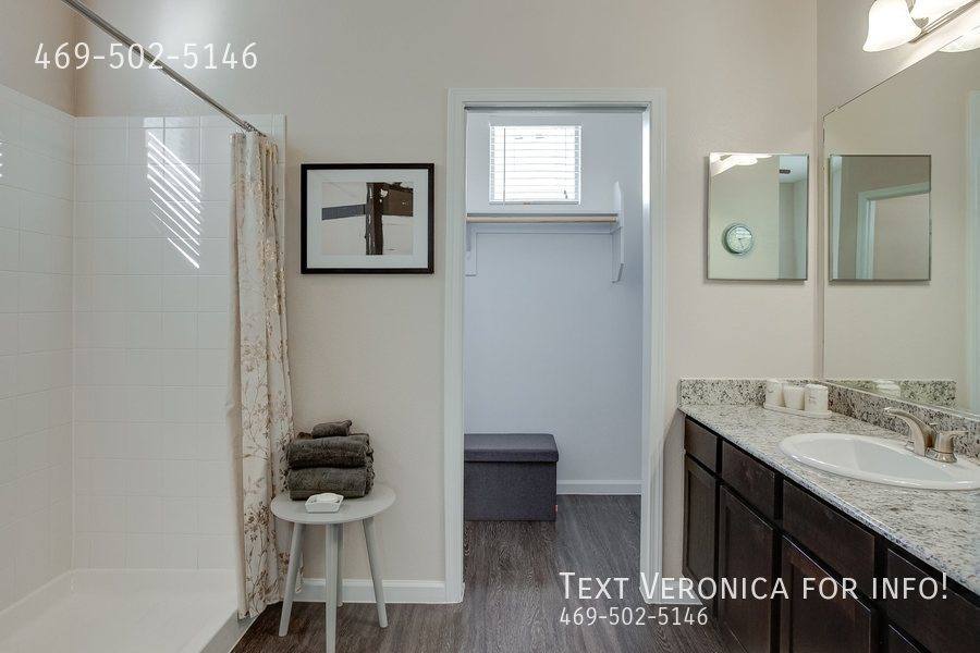 Apartment for rent at 3409 Premier Dr, Plano, TX 75023