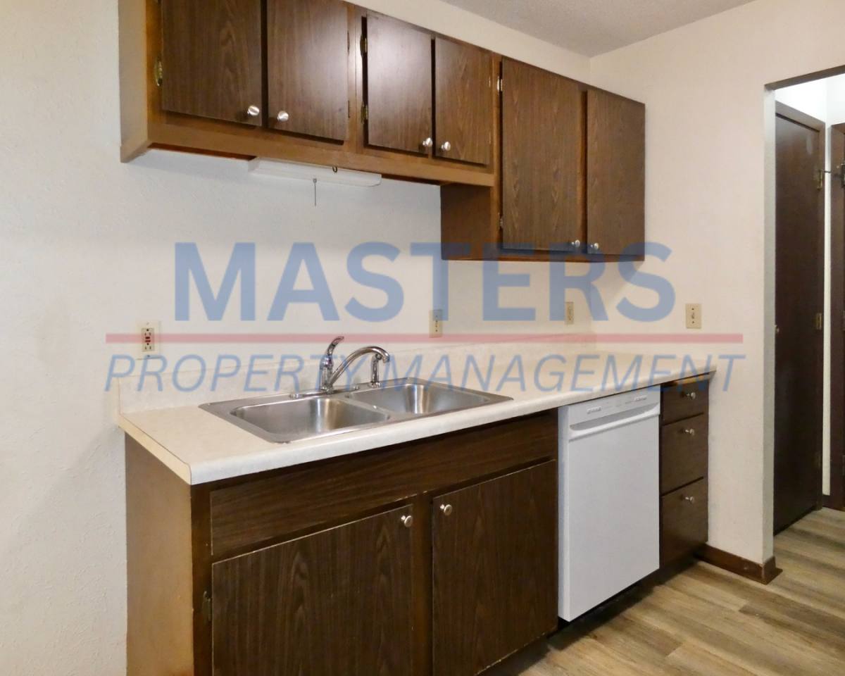 Apartment for rent at 802 Three Meadows Dr, Perrysburg, OH 43551