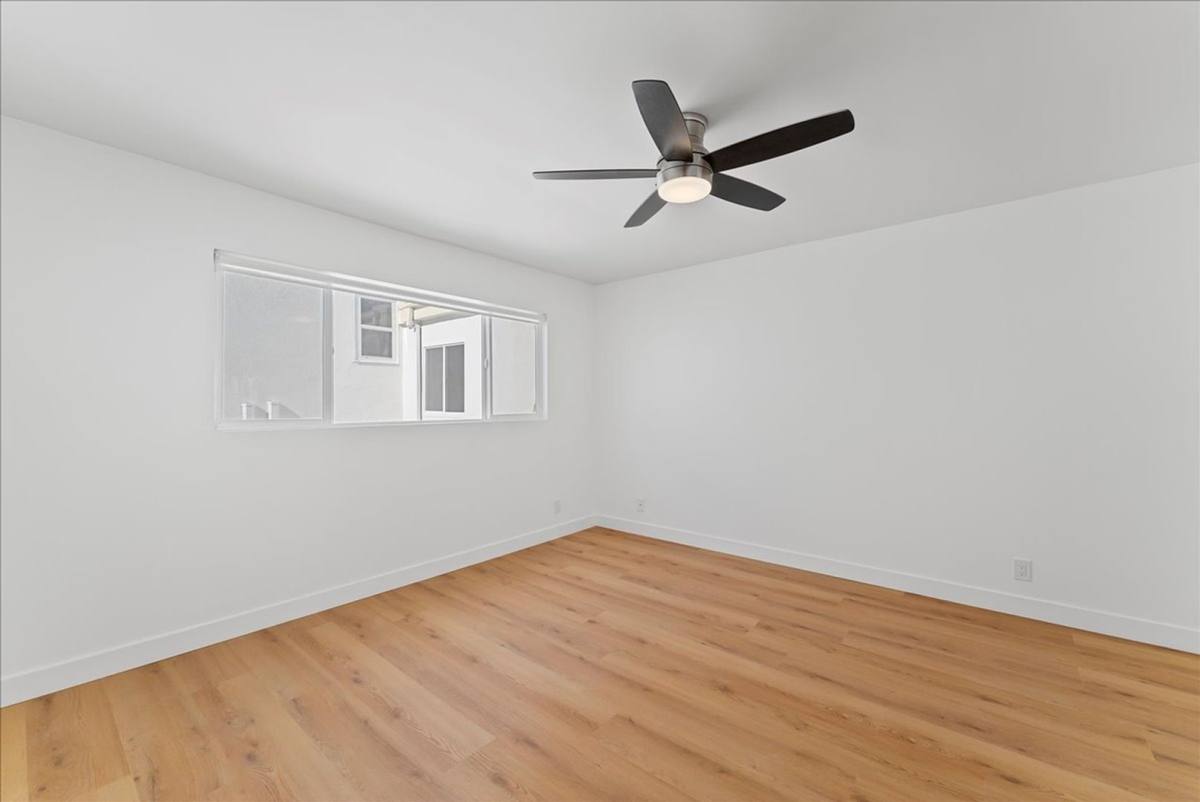 Apartment for rent at 6615 Franklin Ave #323, Los Angeles, CA 90028
