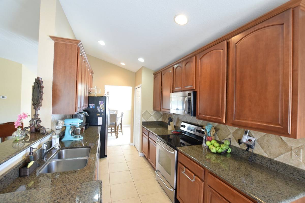 Apartment for rent at 5297 Maxon Terrace, Sanford, FL 32771