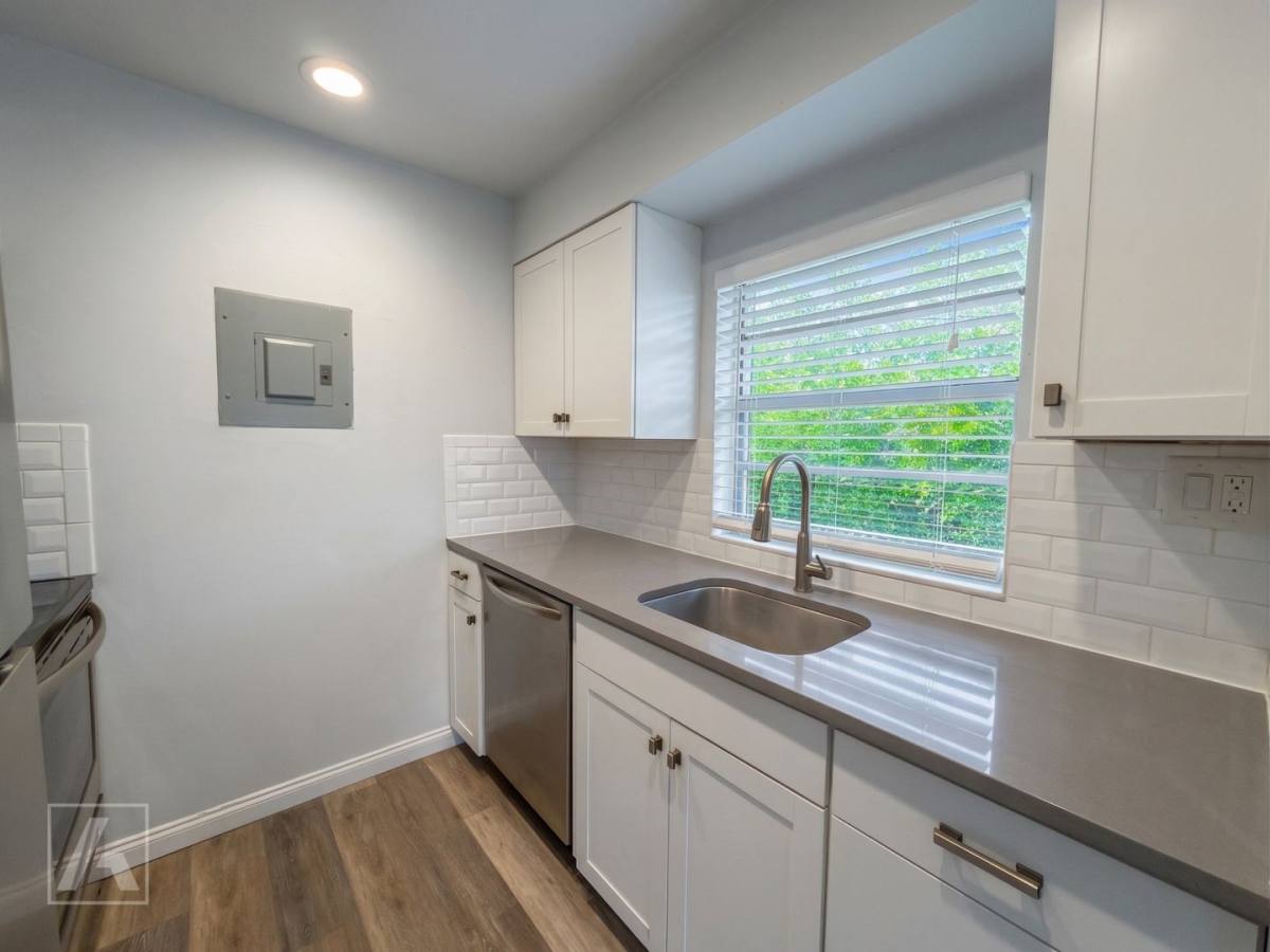 Apartment for rent at 3323 N Westmoreland Dr, Orlando, FL 32804
