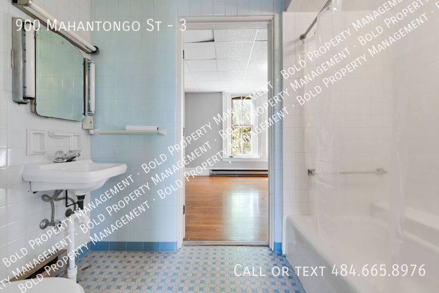 Apartment for rent at 900 Mahantongo St #7, Pottsville, PA 17901