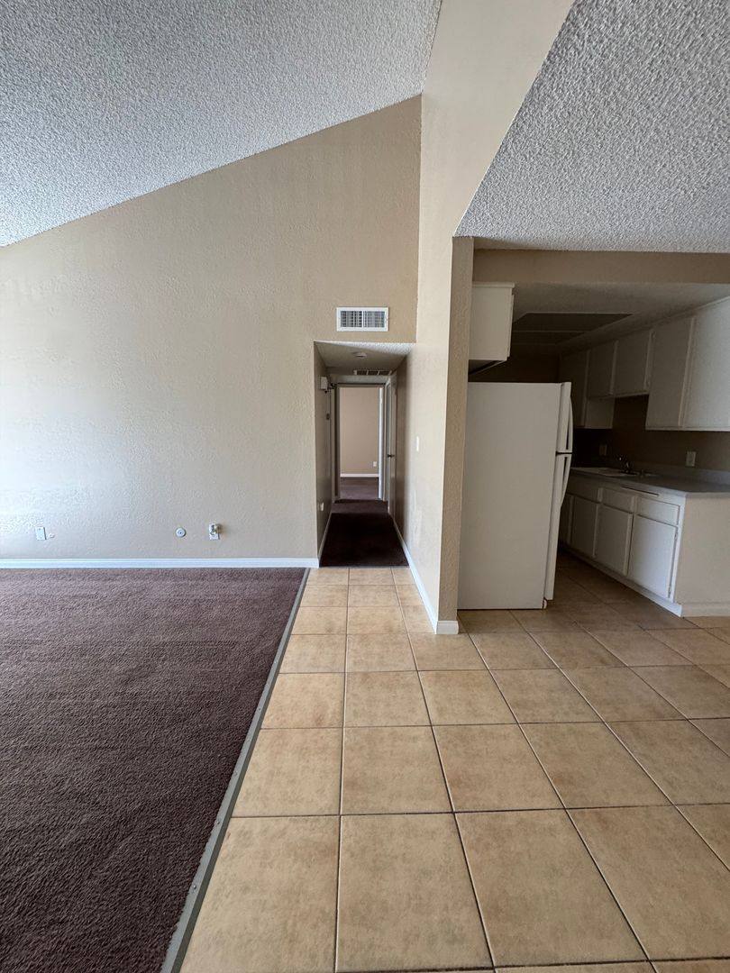 Apartment for rent at 4830 Columbus St, Bakersfield, CA 93306