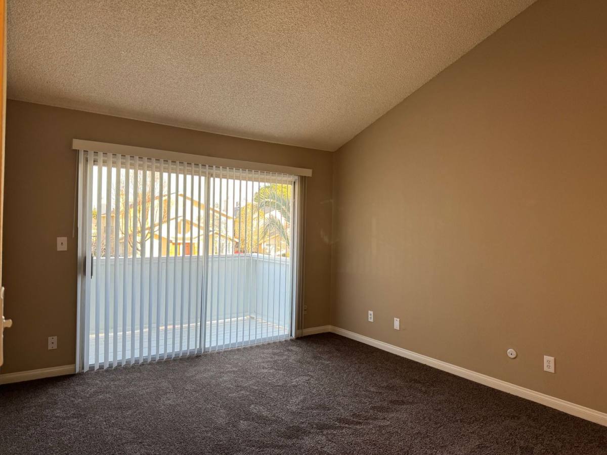 Apartment for rent at 4830 Columbus St, Bakersfield, CA 93306