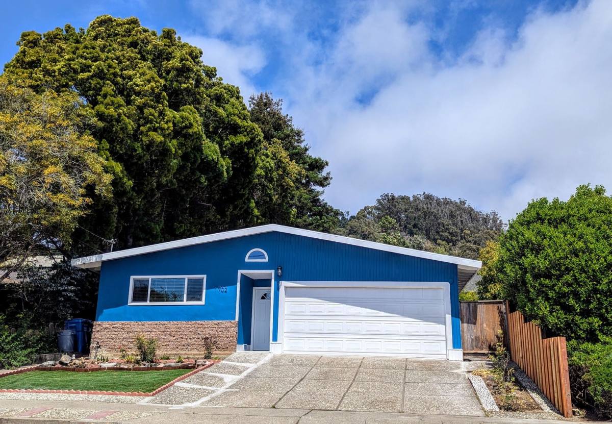 House for rent at 1702 Walnut St, El Cerrito, CA 94530