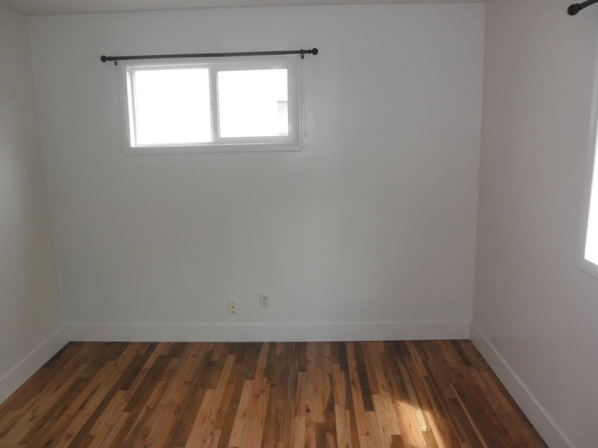 House for rent at 1118 3rd St NW, Salem, OR 97304