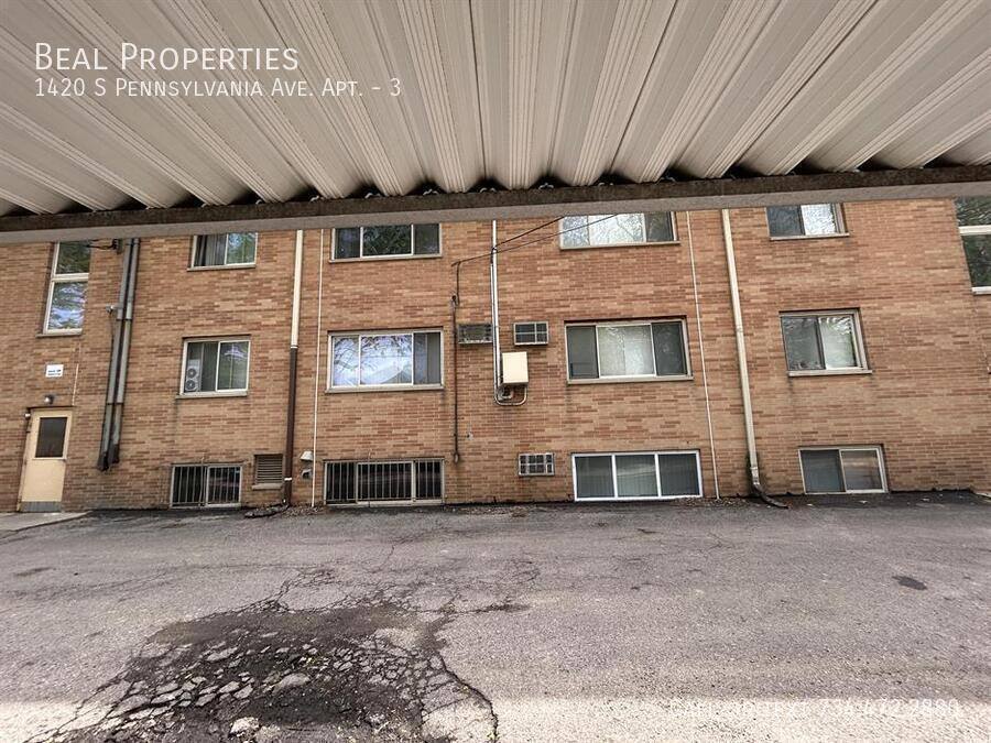 Apartment for rent at 1420 S Pennsylvania Ave, Lansing, MI 48910