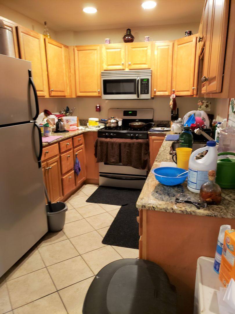 Apartment for rent at 14-34 Main St, Gardner, MA 01440
