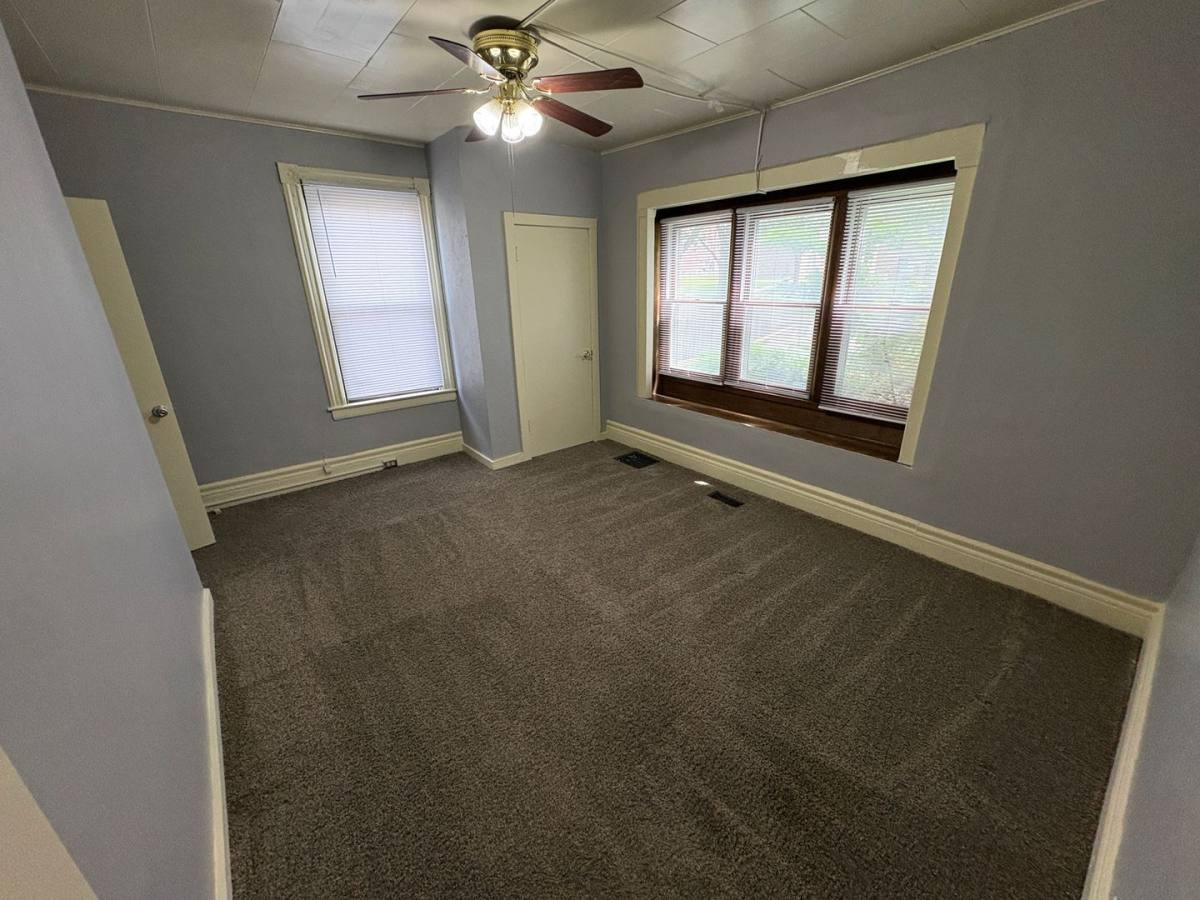 Apartment for rent at 2904 Q St, Lincoln, NE 68503