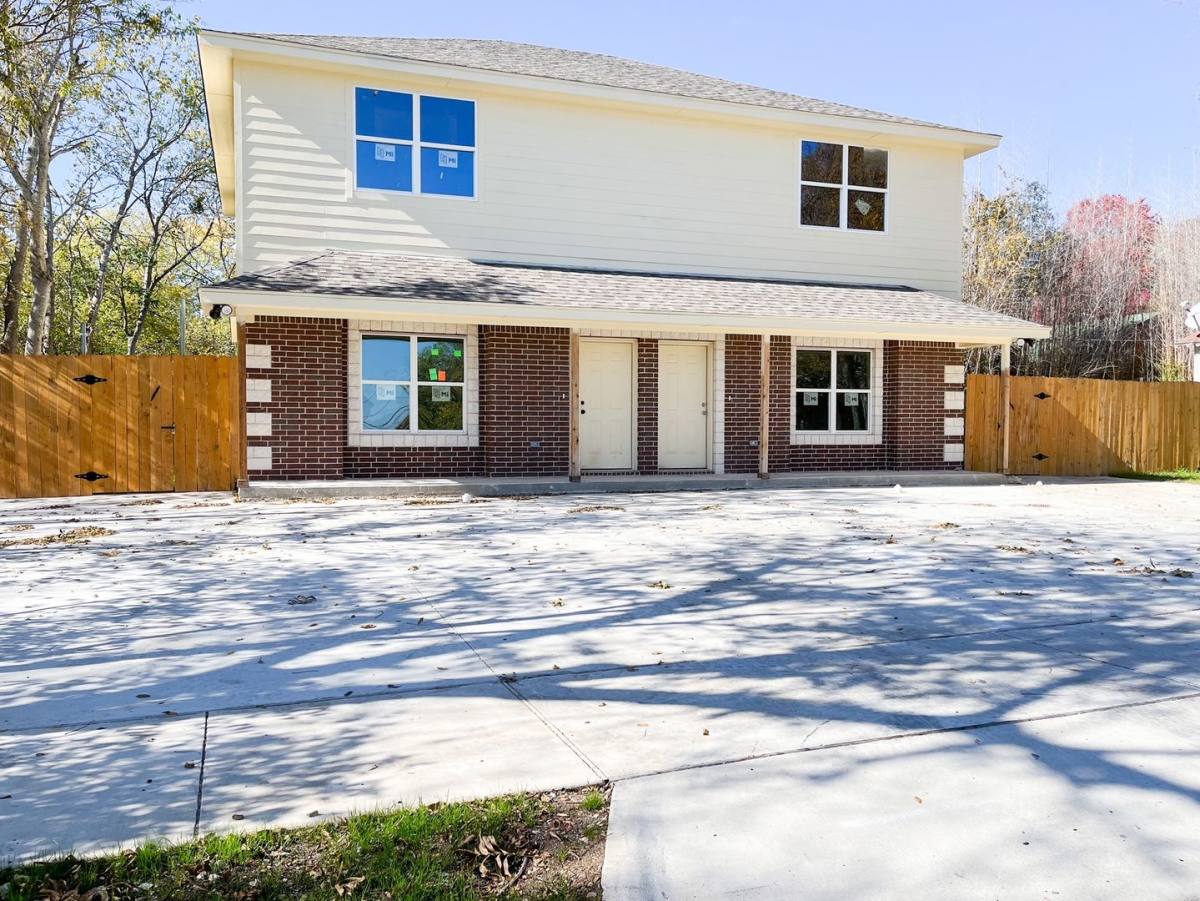 Apartment for rent at 213 W Dunn Ave, Killeen, TX 76541