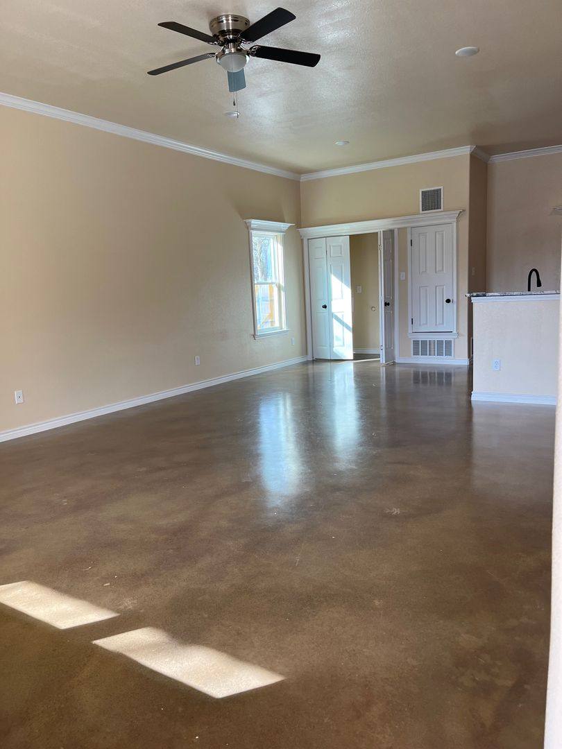 Apartment for rent at 213 W Dunn Ave, Killeen, TX 76541