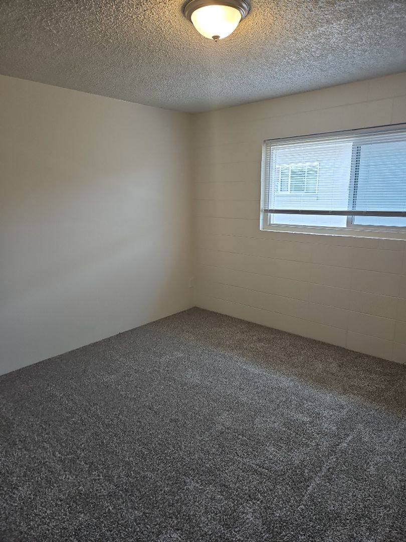 Apartment for rent at 255 N First St, Central Point, OR 97502