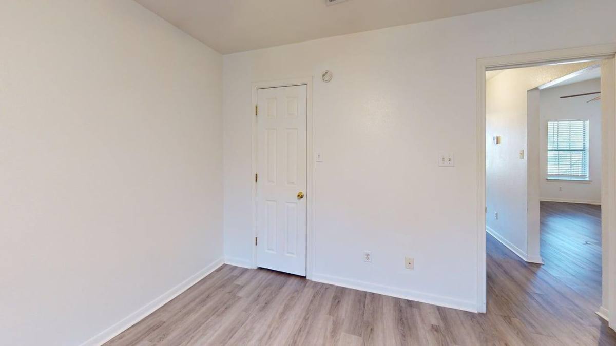 Apartment for rent at 204 W Truman Ave, Copperas Cove, TX 76522