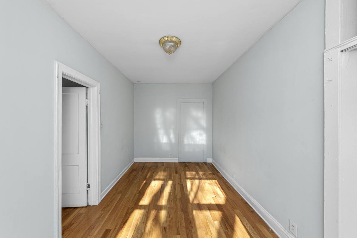Apartment for rent at 4614 N Paulina St #106, Chicago, IL 60640