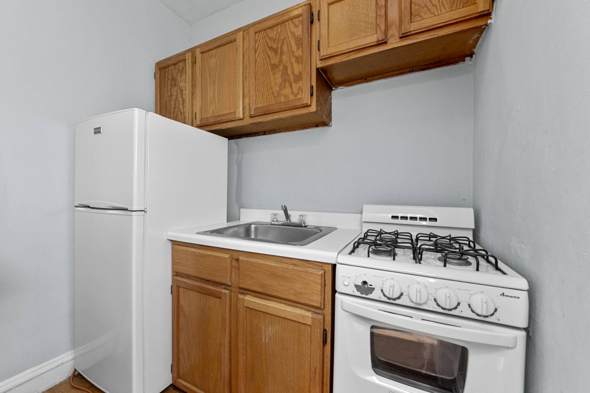Apartment for rent at 4614 N Paulina St #106, Chicago, IL 60640