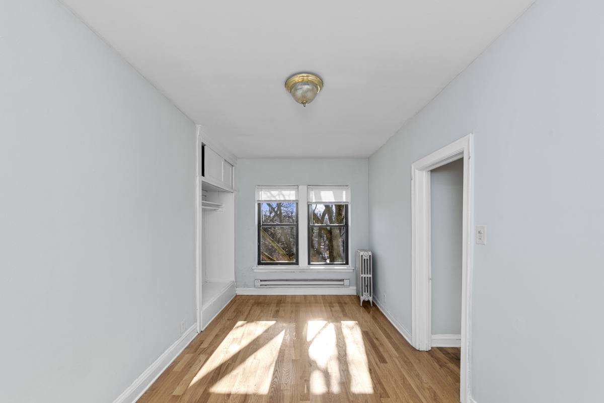 Apartment for rent at 4614 N Paulina St #106, Chicago, IL 60640