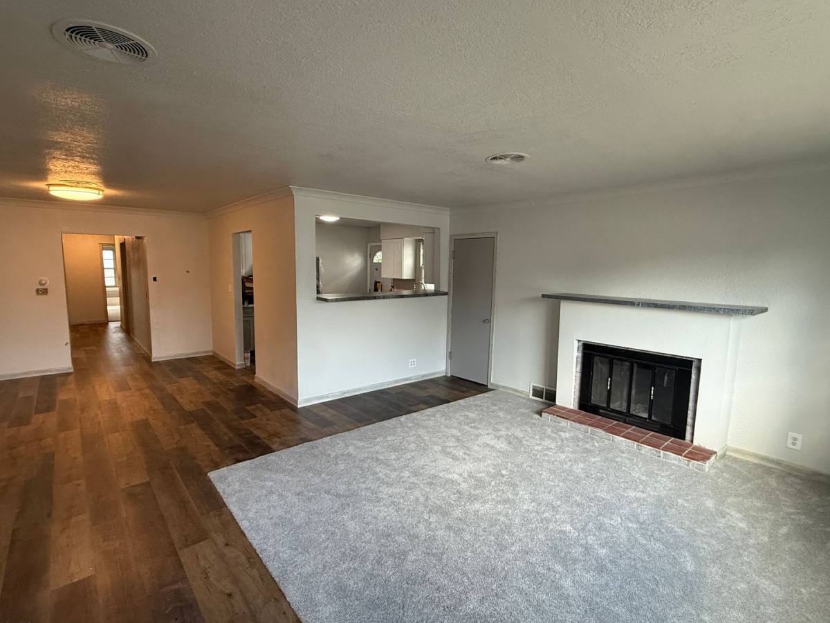 Apartment for rent at 410 Quincy St, Rapid City, SD 57701