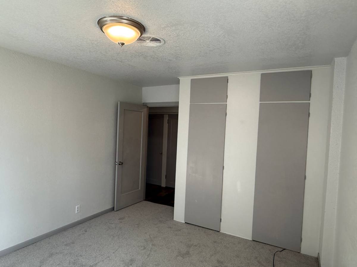 Apartment for rent at 410 Quincy St, Rapid City, SD 57701