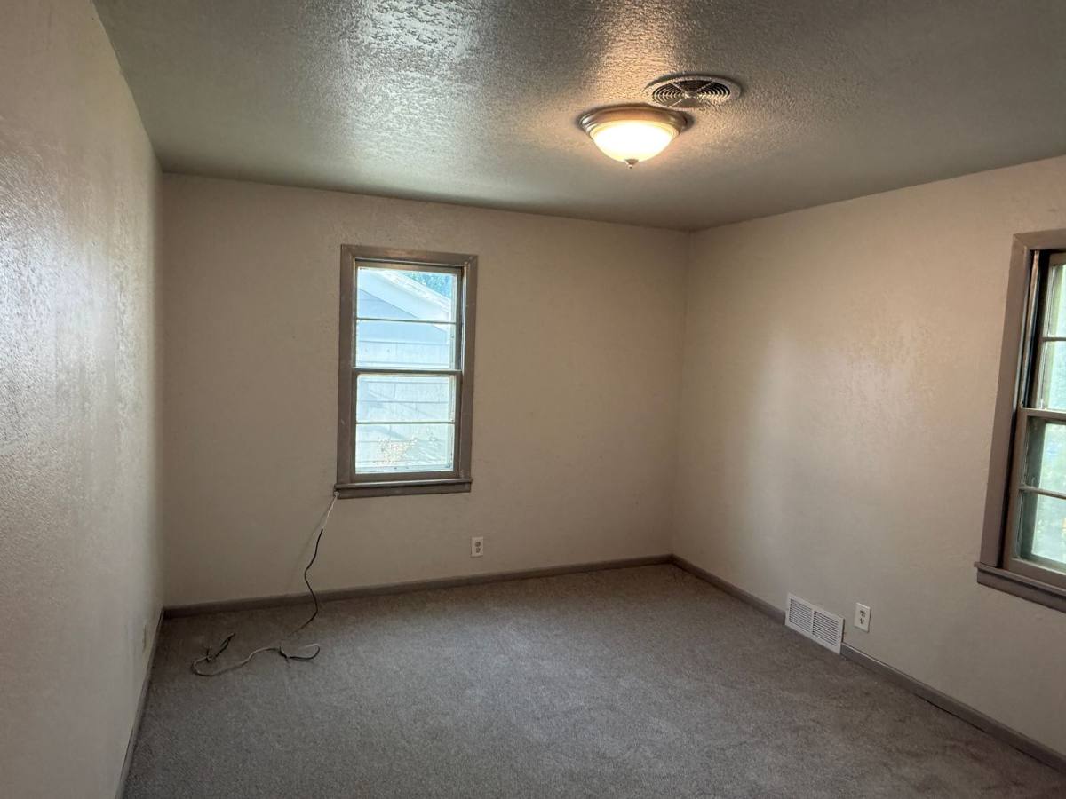 Apartment for rent at 410 Quincy St, Rapid City, SD 57701