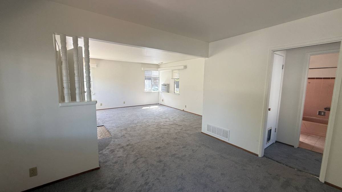 Apartment for rent at 529 Callan Ave, San Leandro, CA 94577
