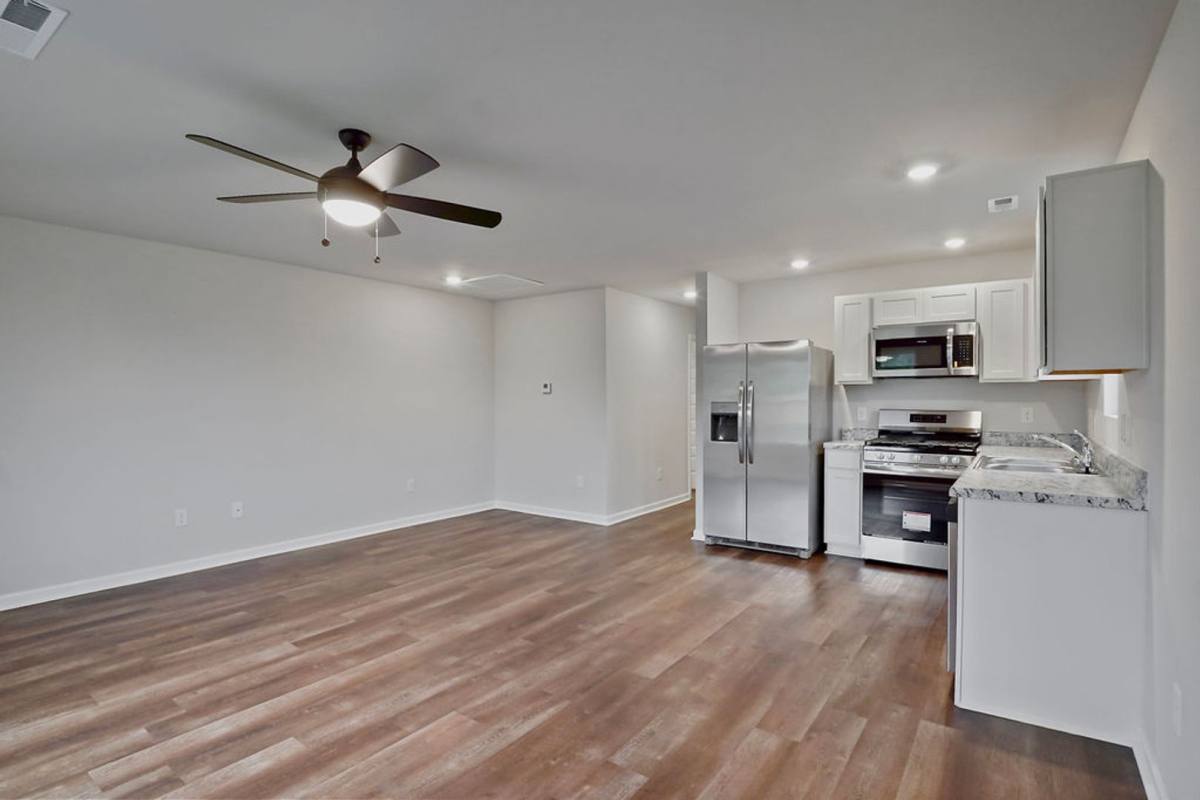 House for rent at 821 Ashford Dr, Calera, AL 35040