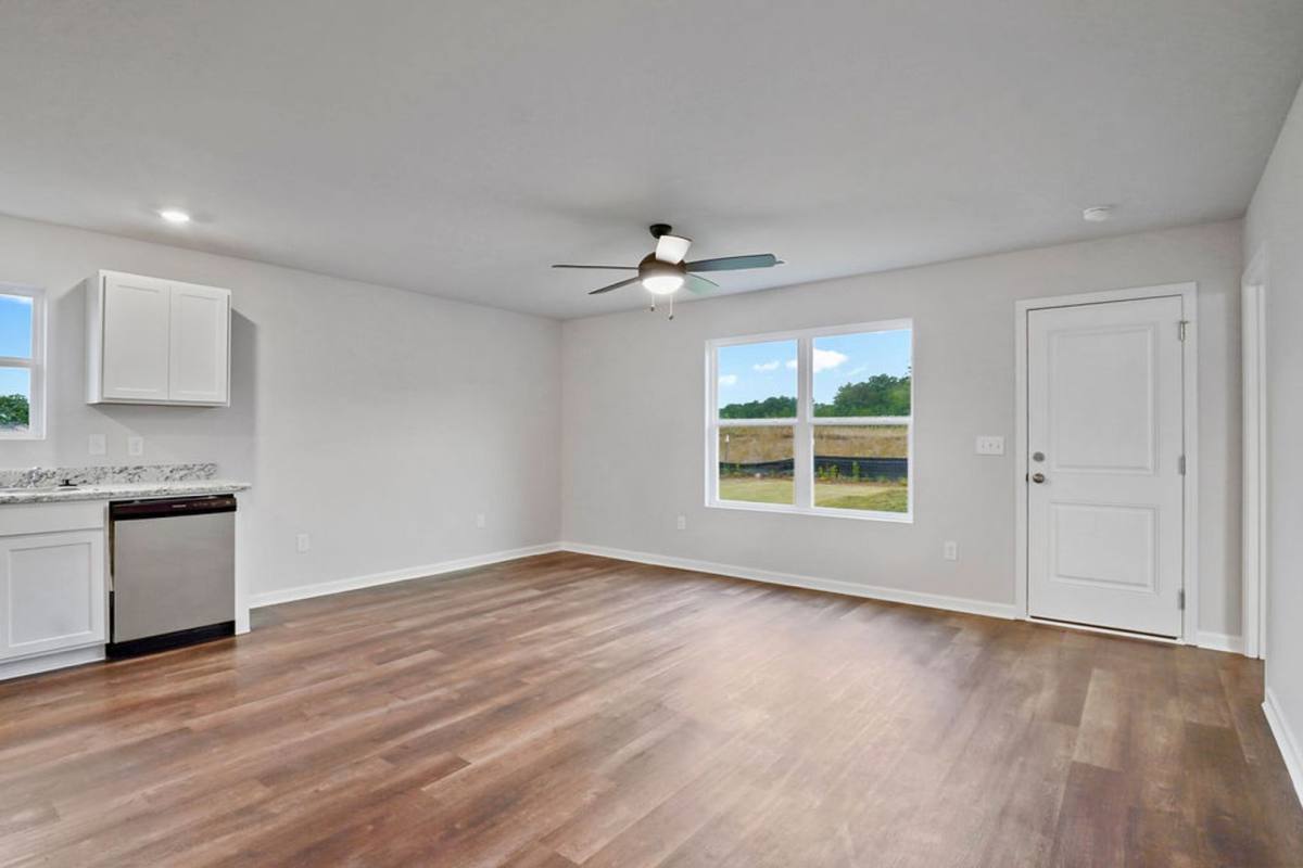 House for rent at 821 Ashford Dr, Calera, AL 35040