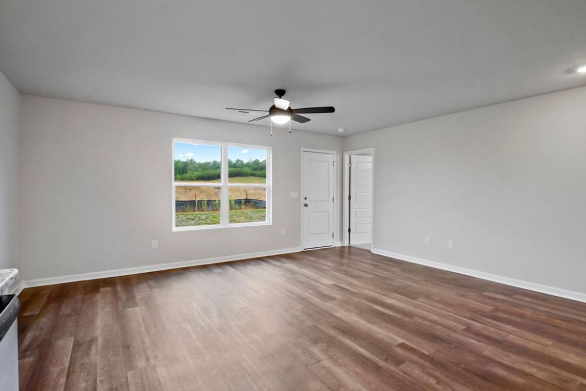 House for rent at 821 Ashford Dr, Calera, AL 35040