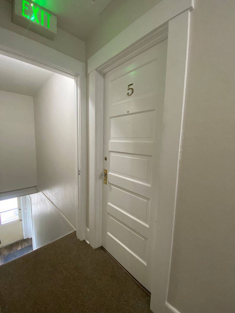 Apartment for rent at 24 Grant St, Redlands, CA 92373