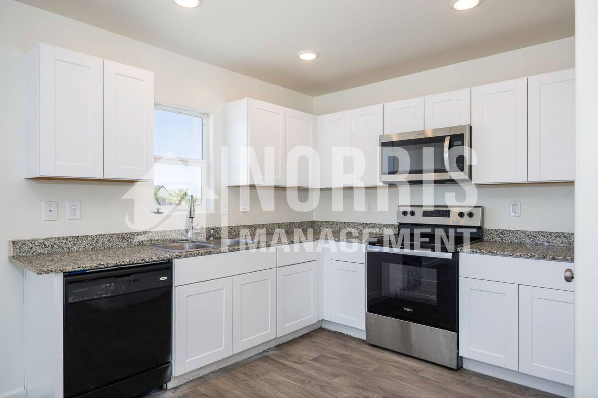 House for rent at 14282 S Vera Cruz Rd, Arizona City, AZ 85123