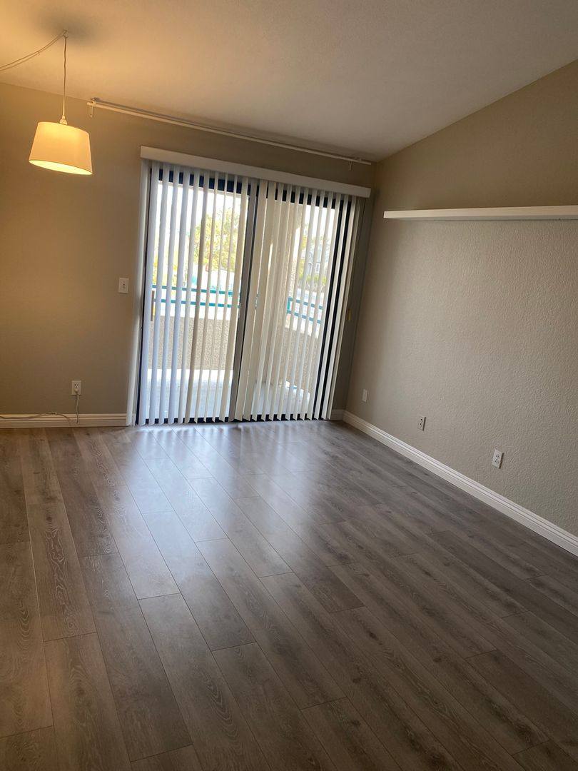 Apartment for rent at 5271 Lindell Rd, Las Vegas, NV 89118