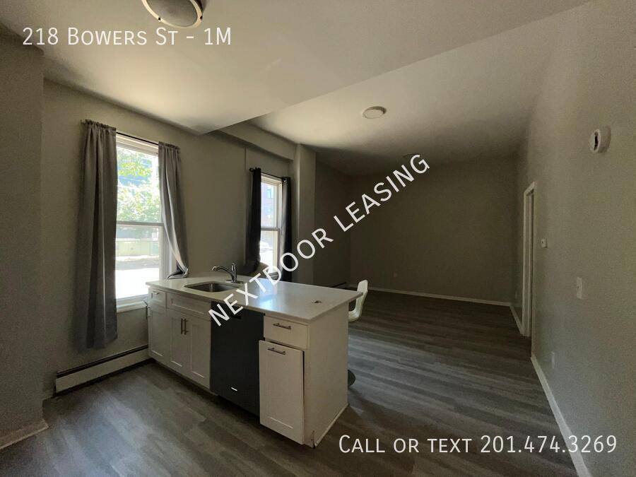 Apartment for rent at 218 Bowers St #1M, Jersey City, NJ 07307