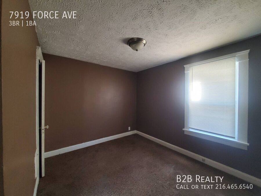 House for rent at 7919 Force Ave, Cleveland, OH 44105