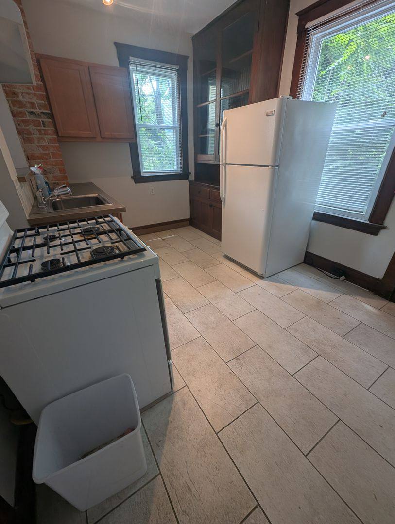 Apartment for rent at 3111 Linwood Ave, Cincinnati, OH 45208