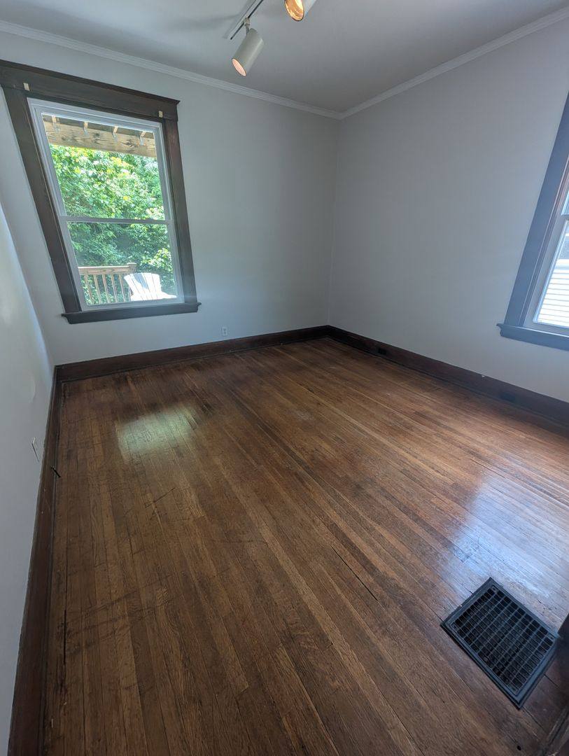 Apartment for rent at 3111 Linwood Ave, Cincinnati, OH 45208