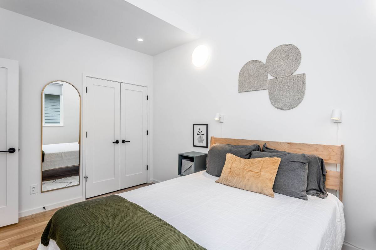 Apartment for rent at 323 S E St, Raleigh, NC 27601