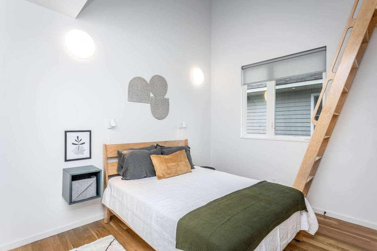 Apartment for rent at 323 S E St, Raleigh, NC 27601
