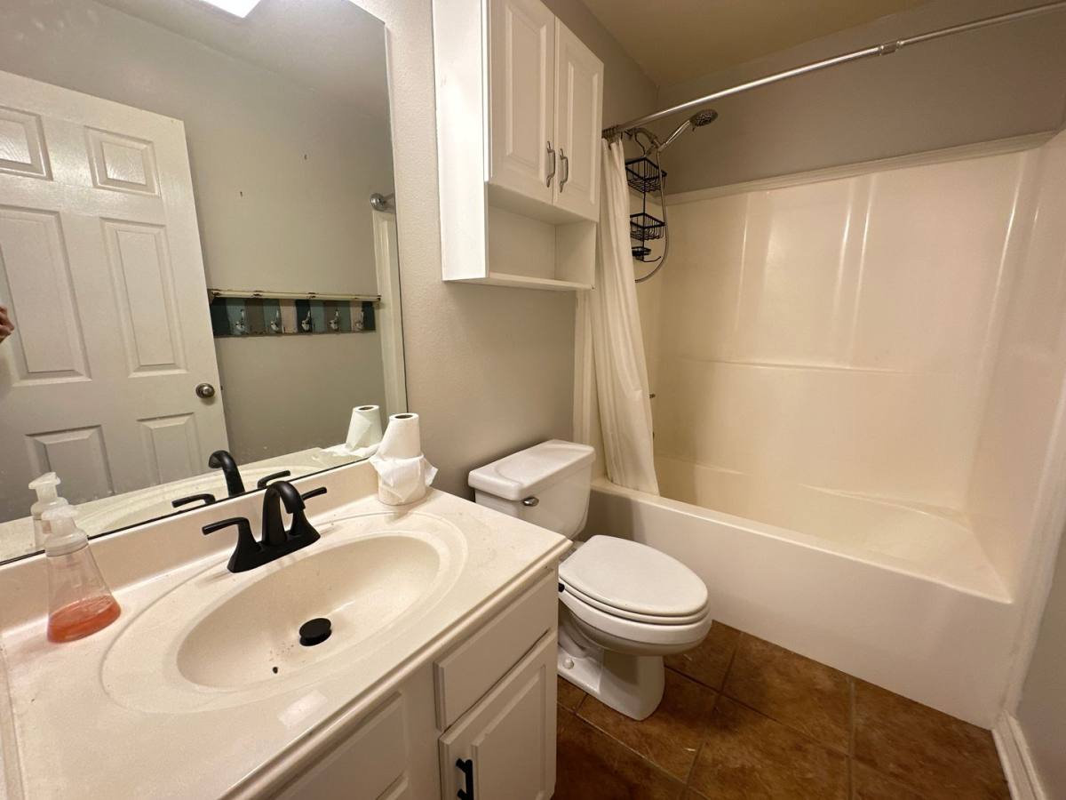 House for rent at 258 Avondale Lane, Bossier City, LA 71112