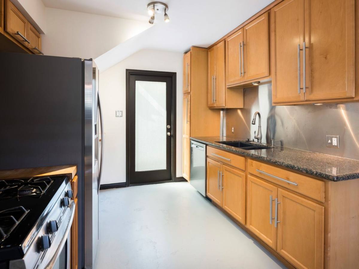House for rent at 12231 Culver Blvd, Los Angeles, CA 90066