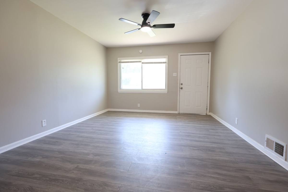 House for rent at 241 Grampian Rd, Saint Louis, MO 63137