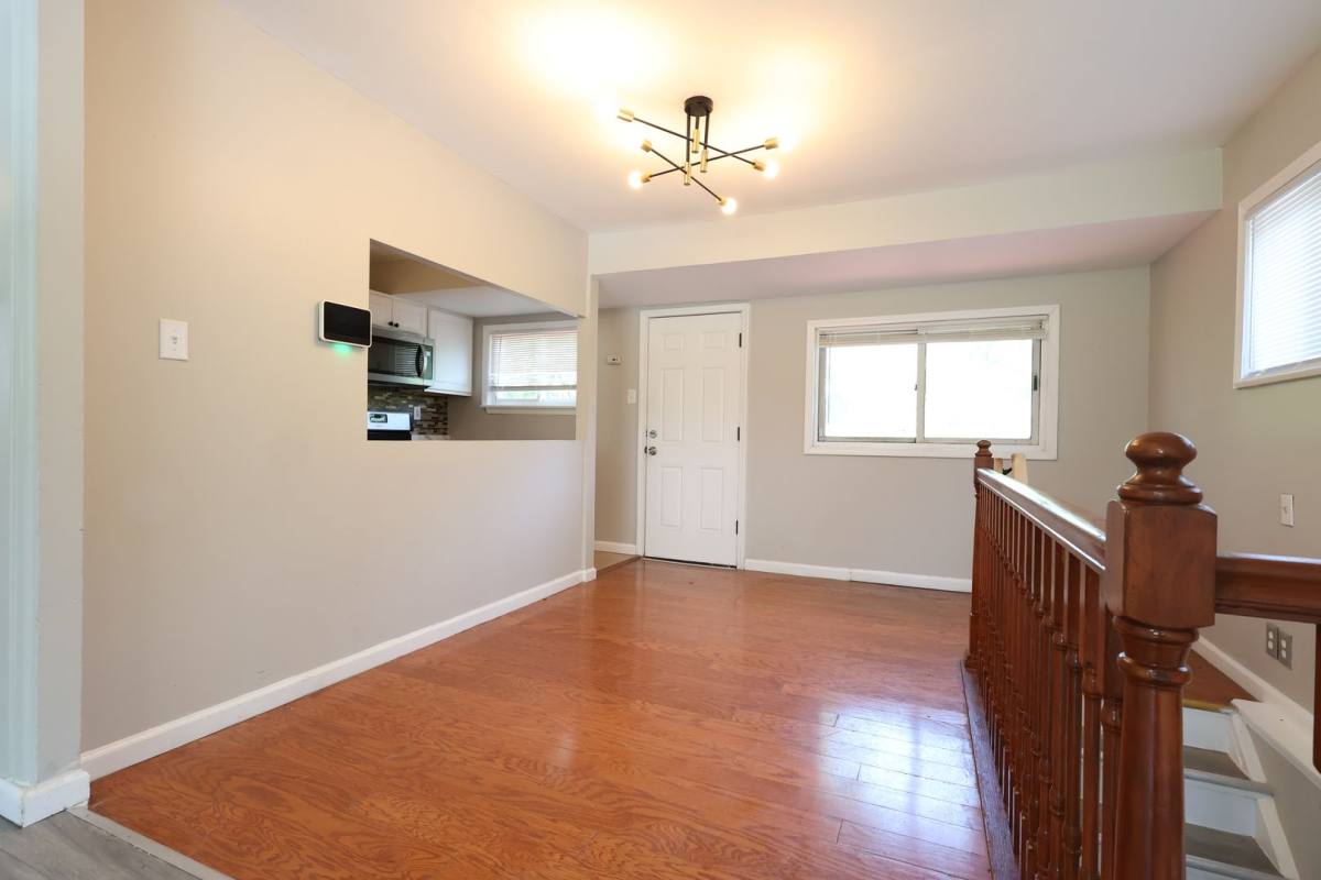 House for rent at 241 Grampian Rd, Saint Louis, MO 63137