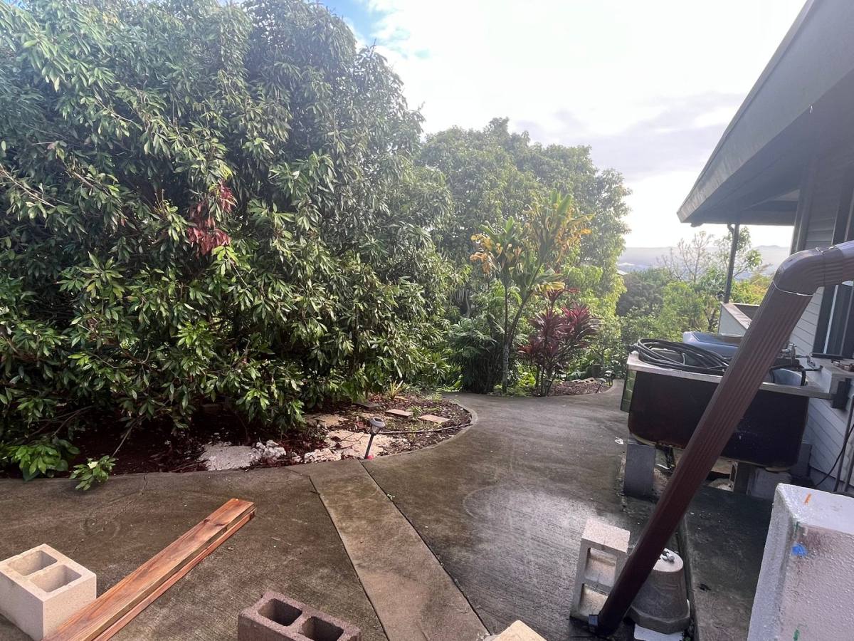 House for rent at 498 Polulani Dr, Wailuku, HI 96793