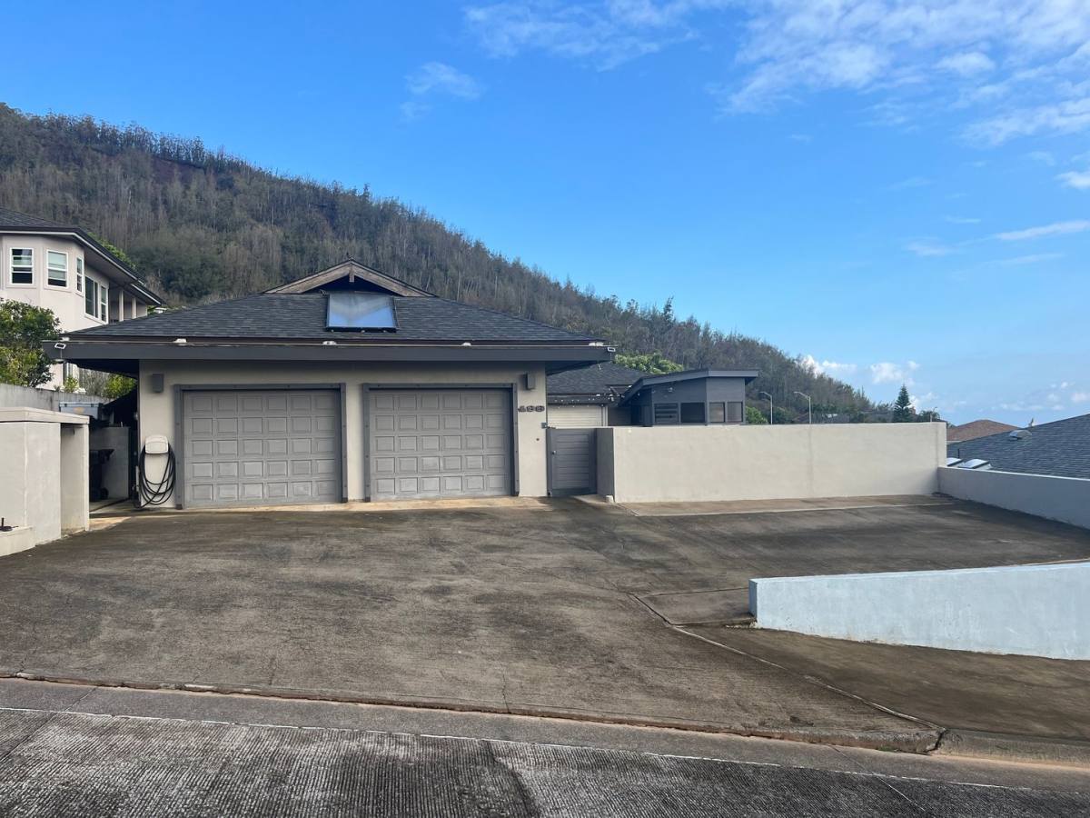 House for rent at 498 Polulani Dr, Wailuku, HI 96793