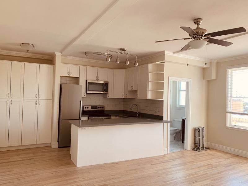 Apartment for rent at 266 Lenox Ave #503, Oakland, CA 94610